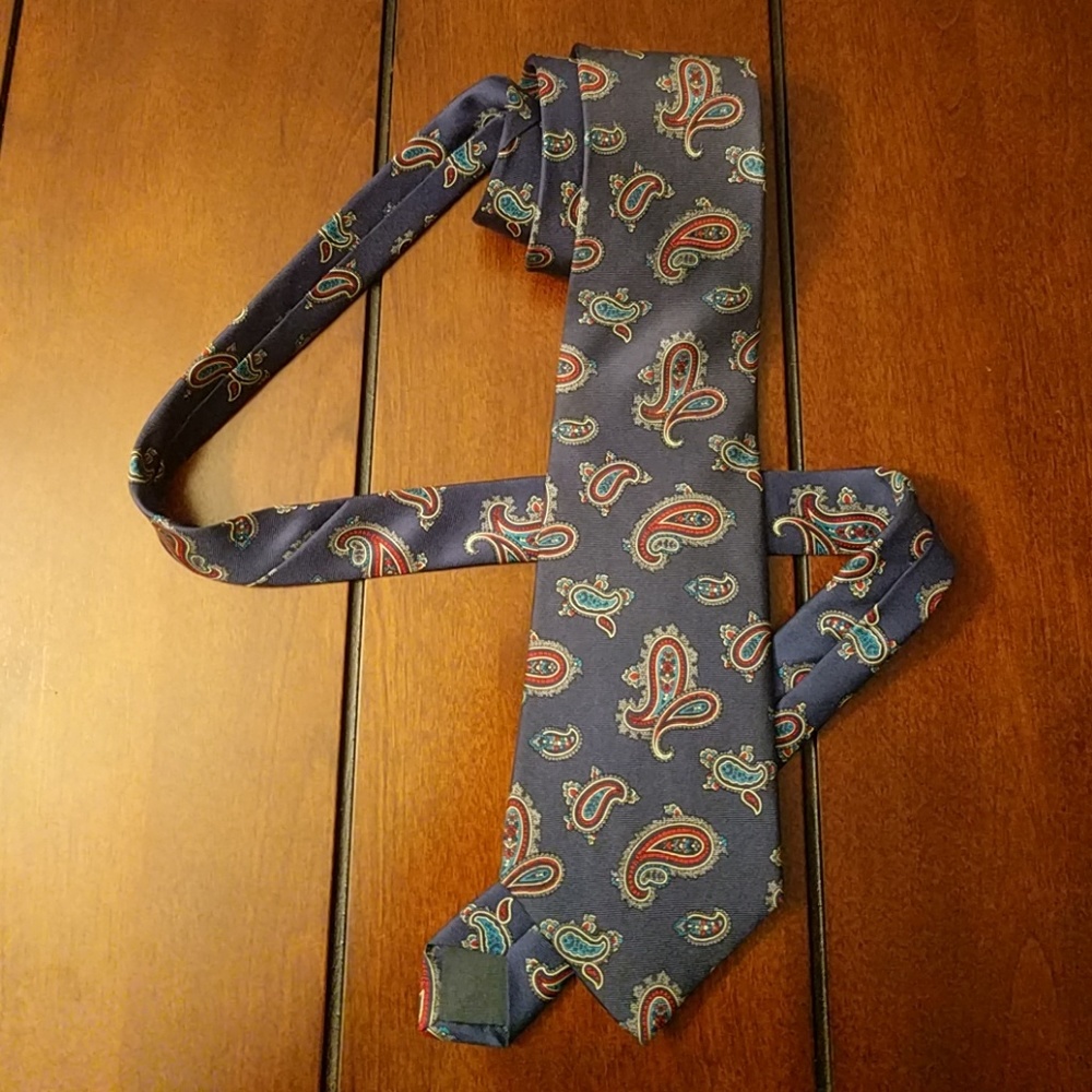Perfect condition vintage Pure Silk Tie by Oakton